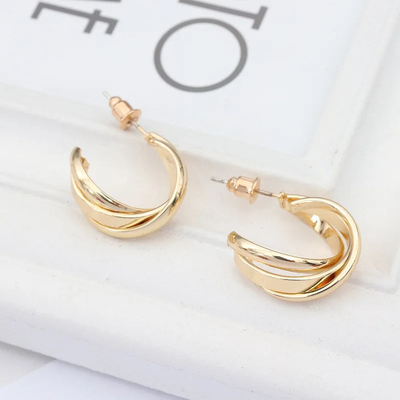 マルチレイヤーフープピアス