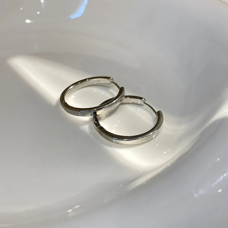 クラシカルフープピアス