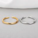 ミニマルワイヤーフープピアス