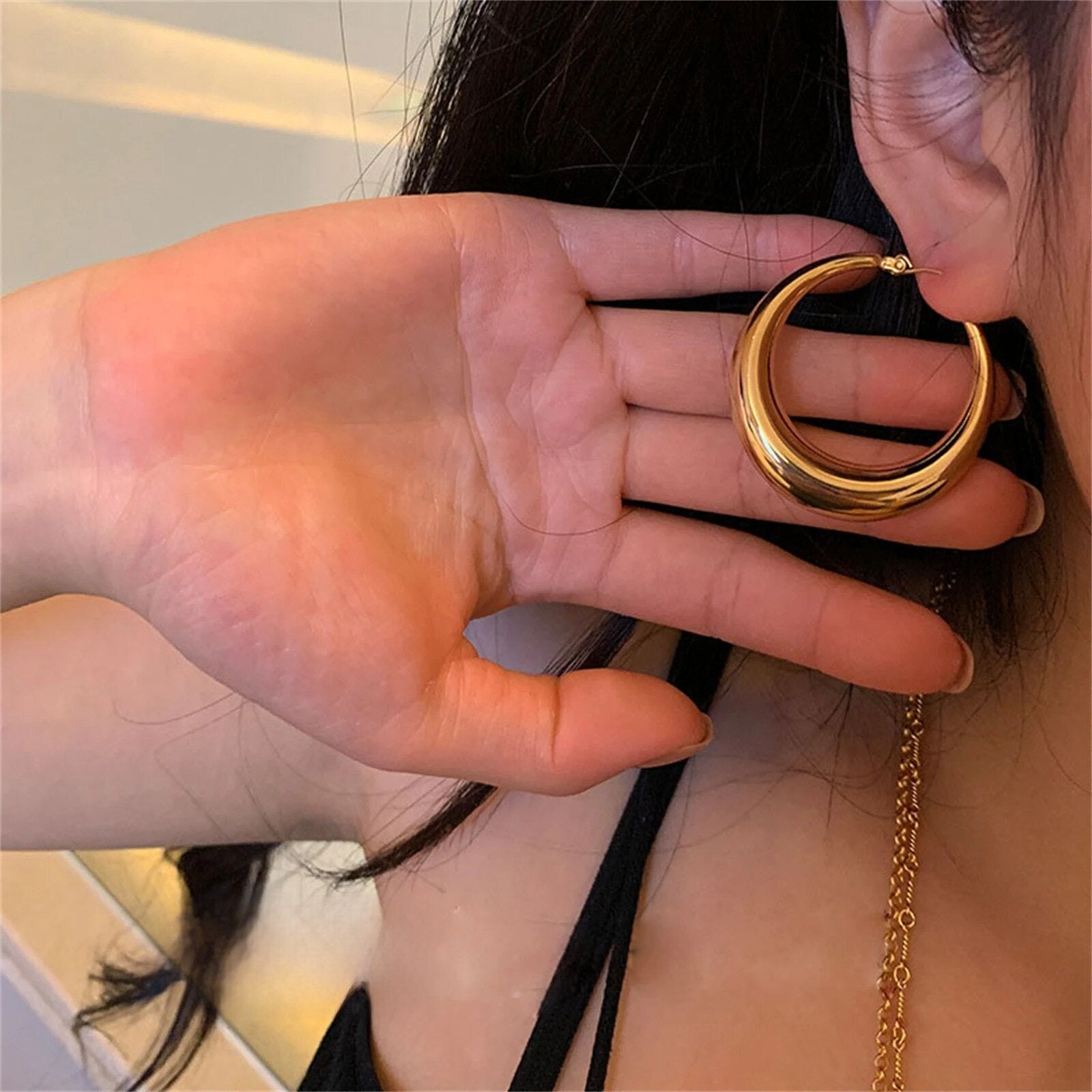 クラシックムーンピアス