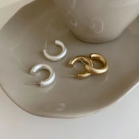 ミニマルマッドCリングピアス